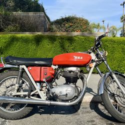 RELISTING - 1971 BSA Thunderbolt -REDUCED PRICE