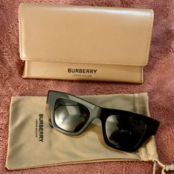 Burberry men/unisex glasses