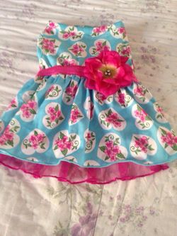 Dog dress size Small