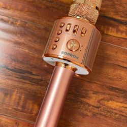 Microphone