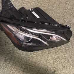 Benz Headlight 