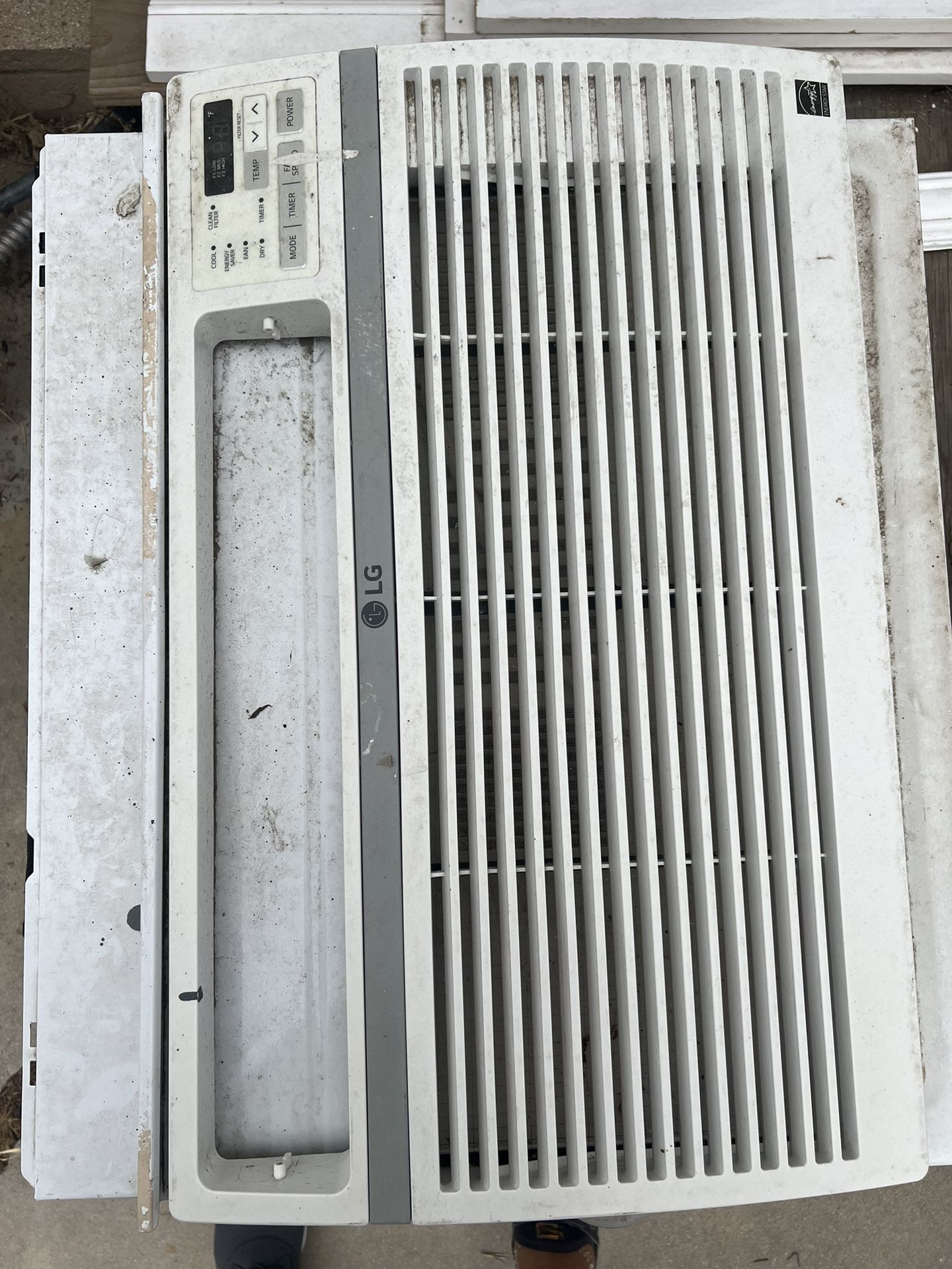 LG Ac Wall Unit