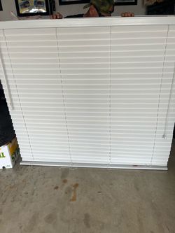 Blinds (mesh like)