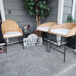 Porch/Patio Furniture 