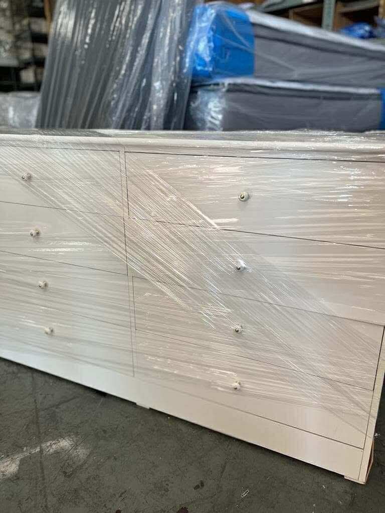 Linda Cajonera Blanca