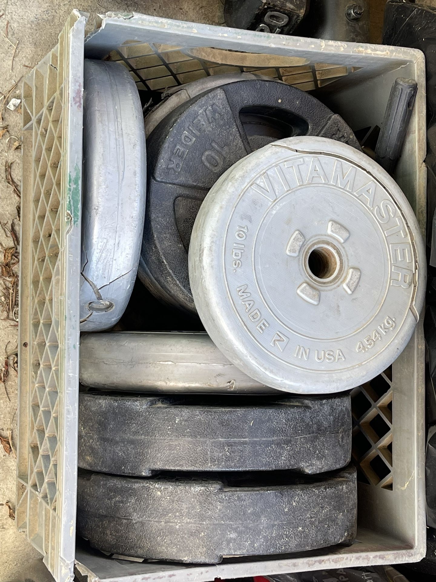 Weights , Bar, And Bench