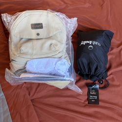 TushBaby carrier with hipseat harness NEW