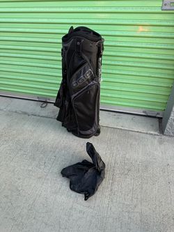 OGIO Light Stand Golf Bag Black with sheriff patch