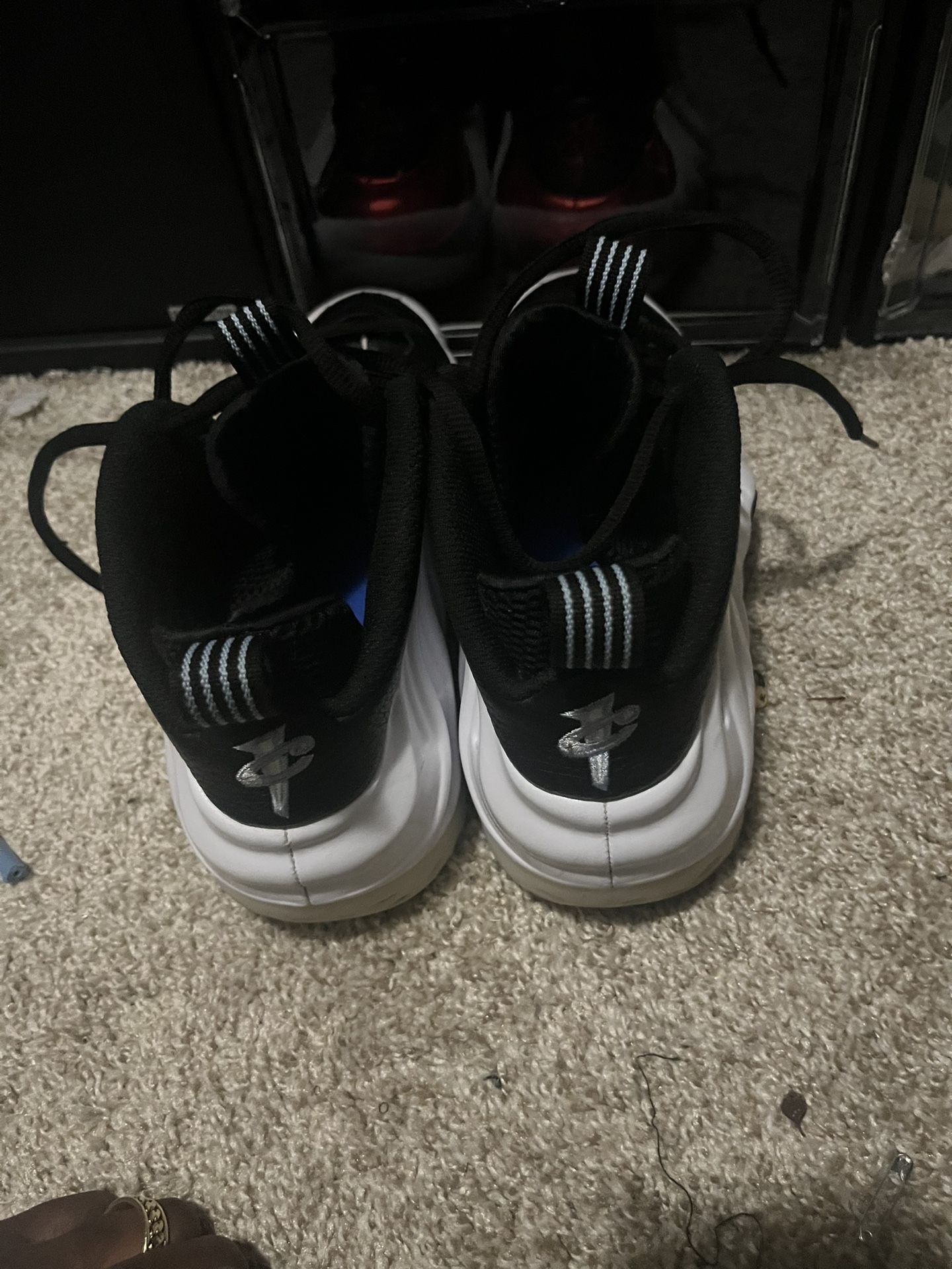Nike Foamposite Size 9