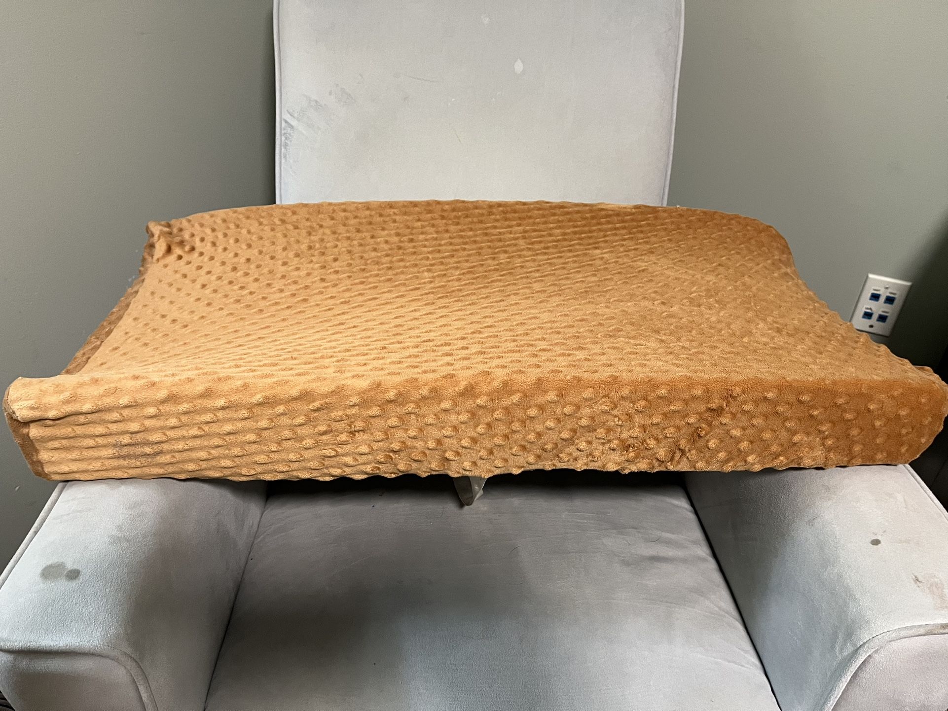 Changing Pad With Cover