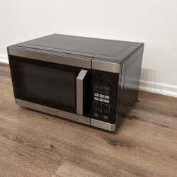 Black + Decker Microwave