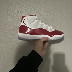 Jordan Retro 11 Cherry 