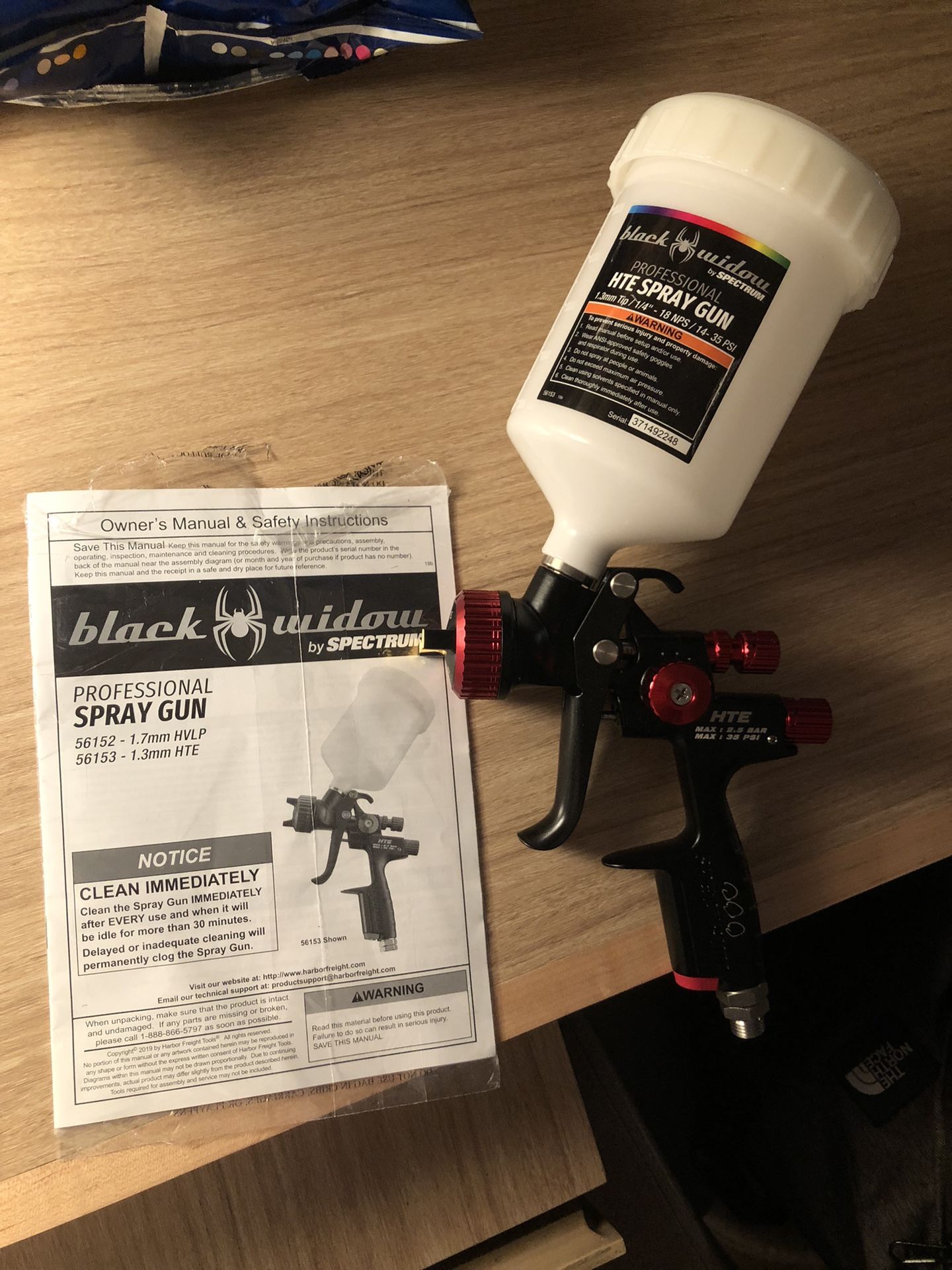 SPECTRUM BLACK WIDOW PROFESSIONAL SPRAY GUN