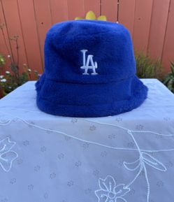 Los Angeles Faux Fur Bucket Hat Blue Color