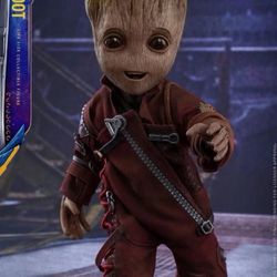 Hot Toy Groot LMS 004 1:1 Figure