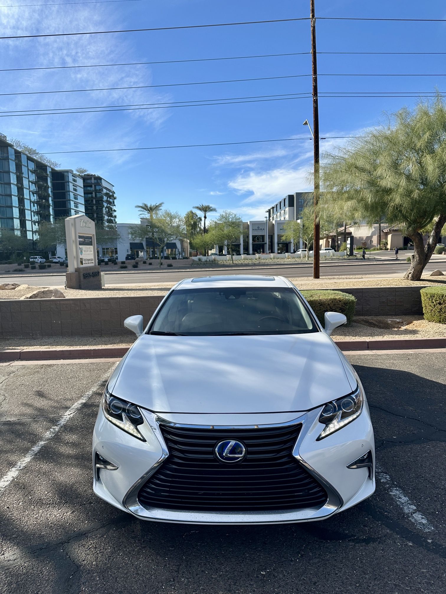 2017 Lexus ES 300h