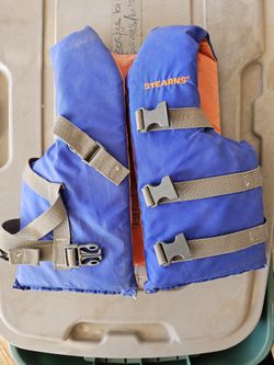 Stearns Kids Life Jacket - Weight 50 To 90lbs