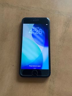 iPhone SE 3rd ( Unlocked ) 64gb Black color