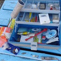 Tackle Box With Some Vintage Lures 