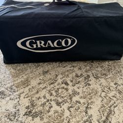 Graco Pack 'n Play On the Go Playard 