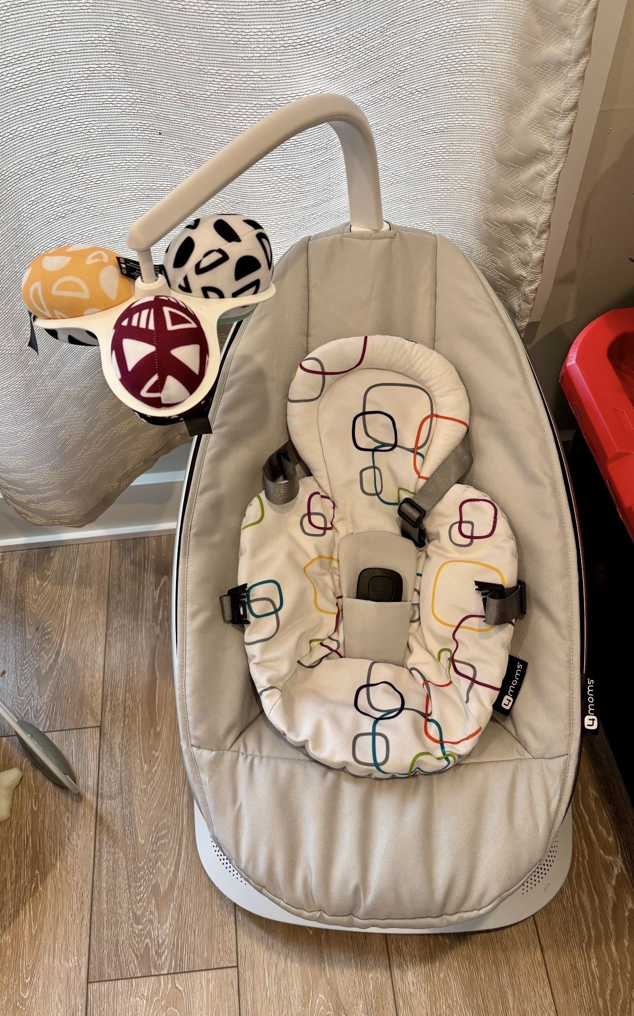 Mamaroo Swing 4moms