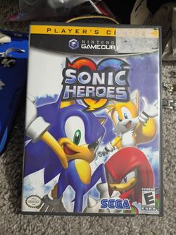Vintage Nintendo GameCube Sonic heroes game