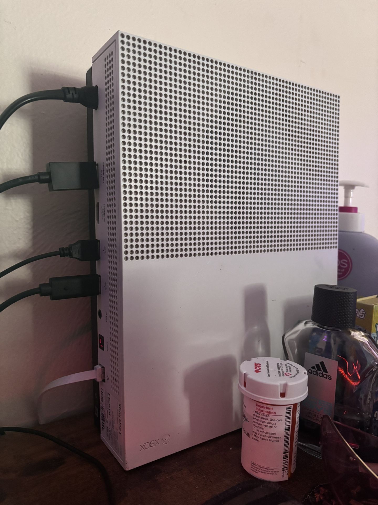 xbox one s (read description)