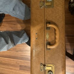 Vintage 1940 Empire Suitcase Train Case