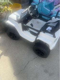 Remote controlled power wheel jeep