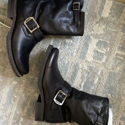 FRYE Black Leather Engineer Boot mid calf