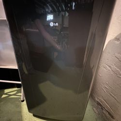 LG Stand Up AC Unit 