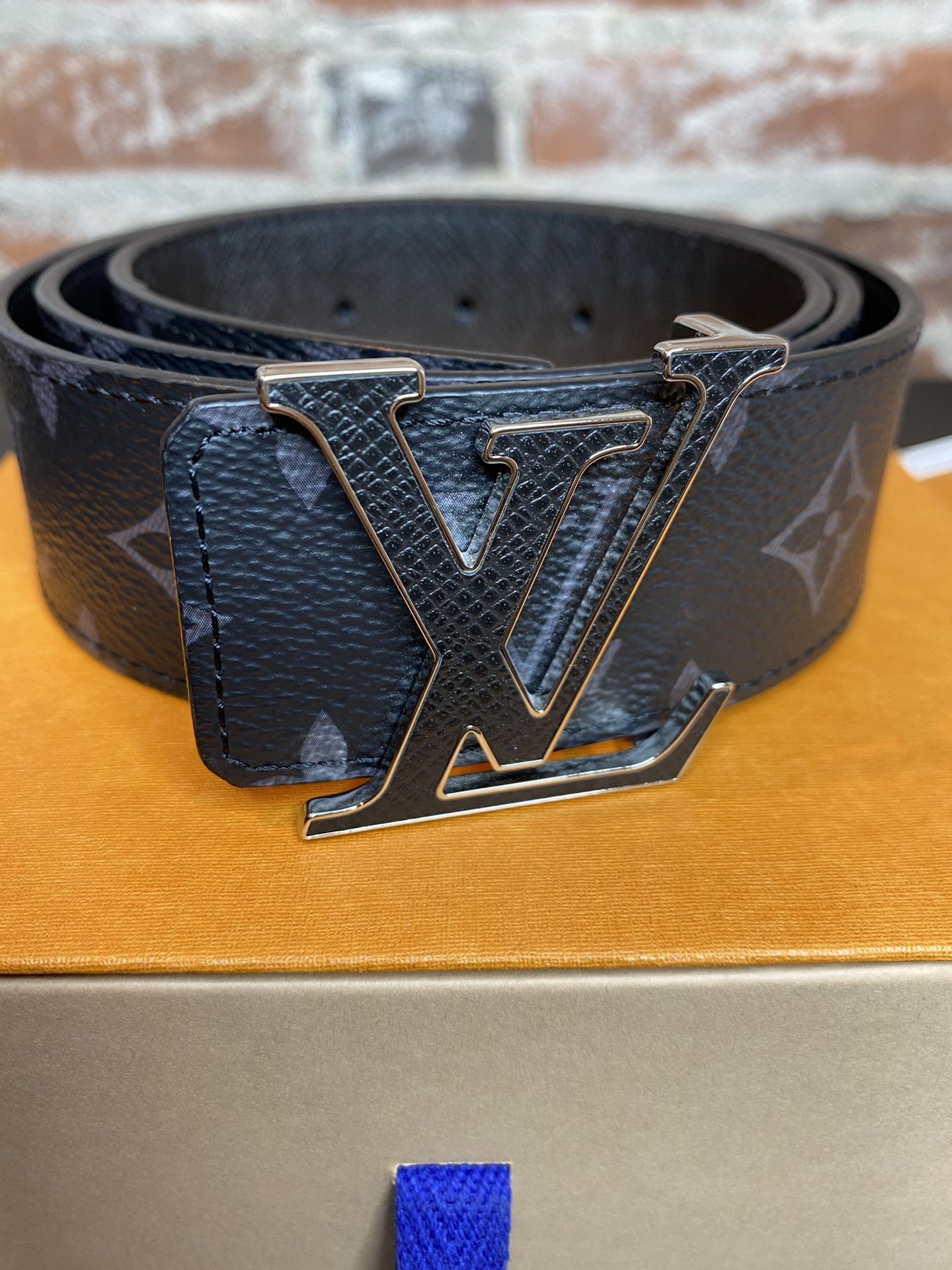 Louis Vuitton Initials Reversible Belt