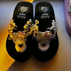 Size 7 Trending Viral Black hello Kitty Platform Sandals