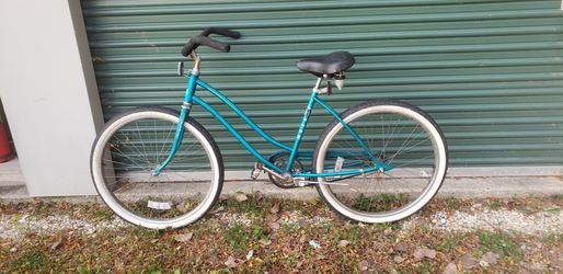 Vintage Murry Monterey Woman's Bicycle