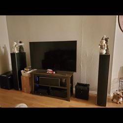 Surround Sound - 5 Speakers And Subwoofer 