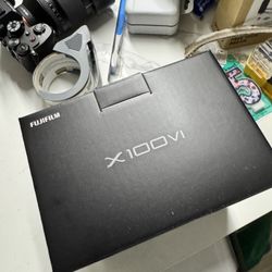 Fujifilm X100VI Silver New in box