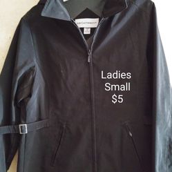 Ladies Port Authority zip Up Jacket Small