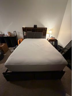 BUNDLE - FULL mattress, mattress protector, cooling sheets, and frame.