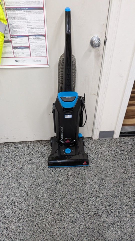 Bissell Power Force Upright Vacuum.. Excellent Condition