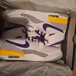 Jordan Air Legacy 312