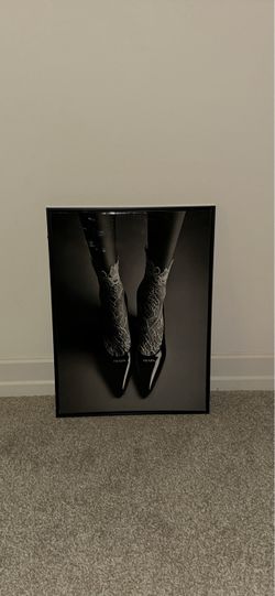 prada picture frame