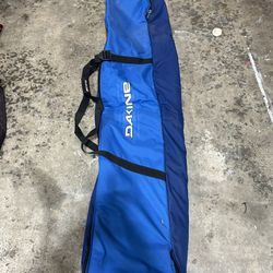 Dakine Wheeled Snowboard Bag