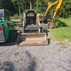 S205 Bobcat Skid Steer
