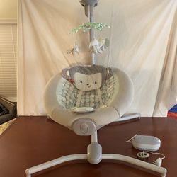 Fisher Price 18 Spd Setting Baby Swing W/Soother Seat