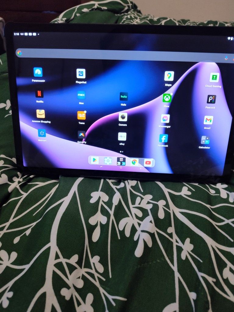 12-in Tablet Is Top Of The Line .. Very Fancy And Very Fast Got Original Box And Everything Only Month Old