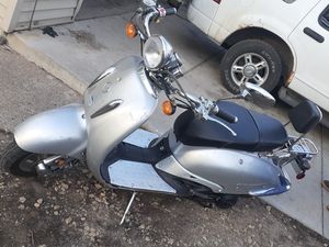 Photo 150 cc moped