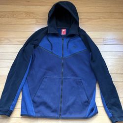Nike Tech Fleece Hoodie Men’s Large    adidas Apple jersey jets Mets Yankees giants nets Knicks Jordan sneakers shirts jackets hoodies Patagonia Carha