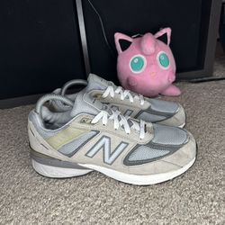 New Balance 990 v5 Grey GC990GL5 Men’s Size 7 ~ Women’s Size 8.5