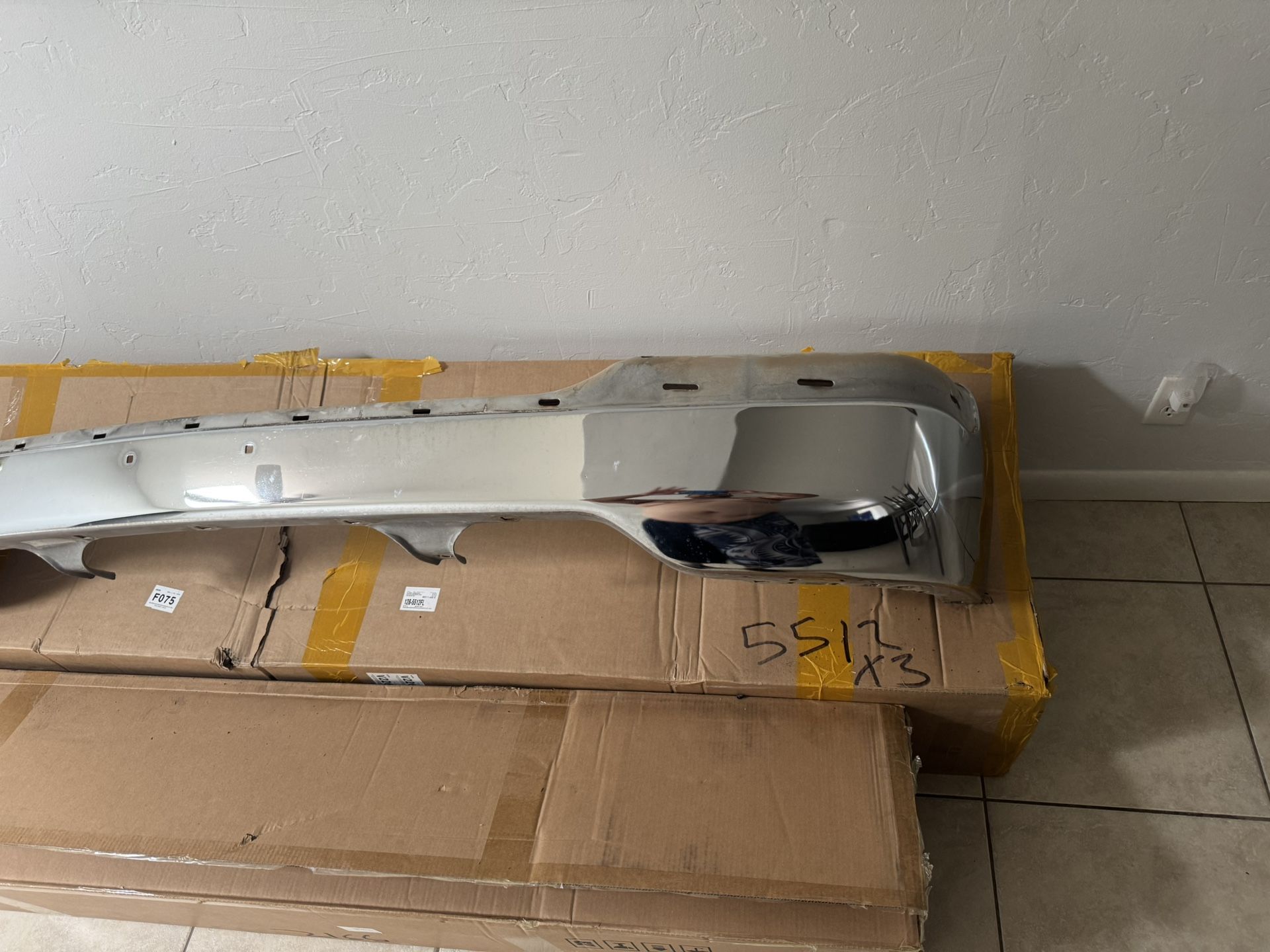 Original Chrome Front Bumper Came Off A 2003 Gmc Yukon
