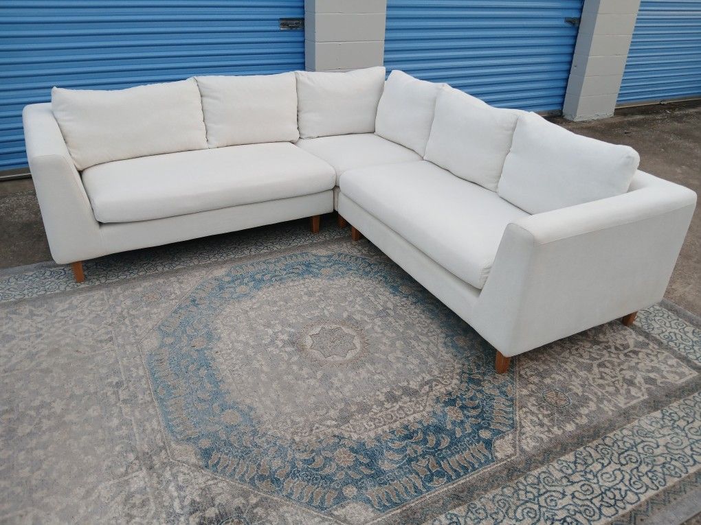 All-White 3 PC Sectional $400 W/FREE DELIVERY 